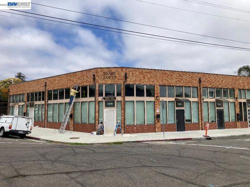 5406 Trask St, Oakland, CA, 94601-5527 | Card Image