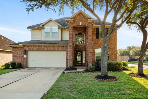 2102 Crestwind Ct, Pearland, TX, 77584-3628 | Card Image