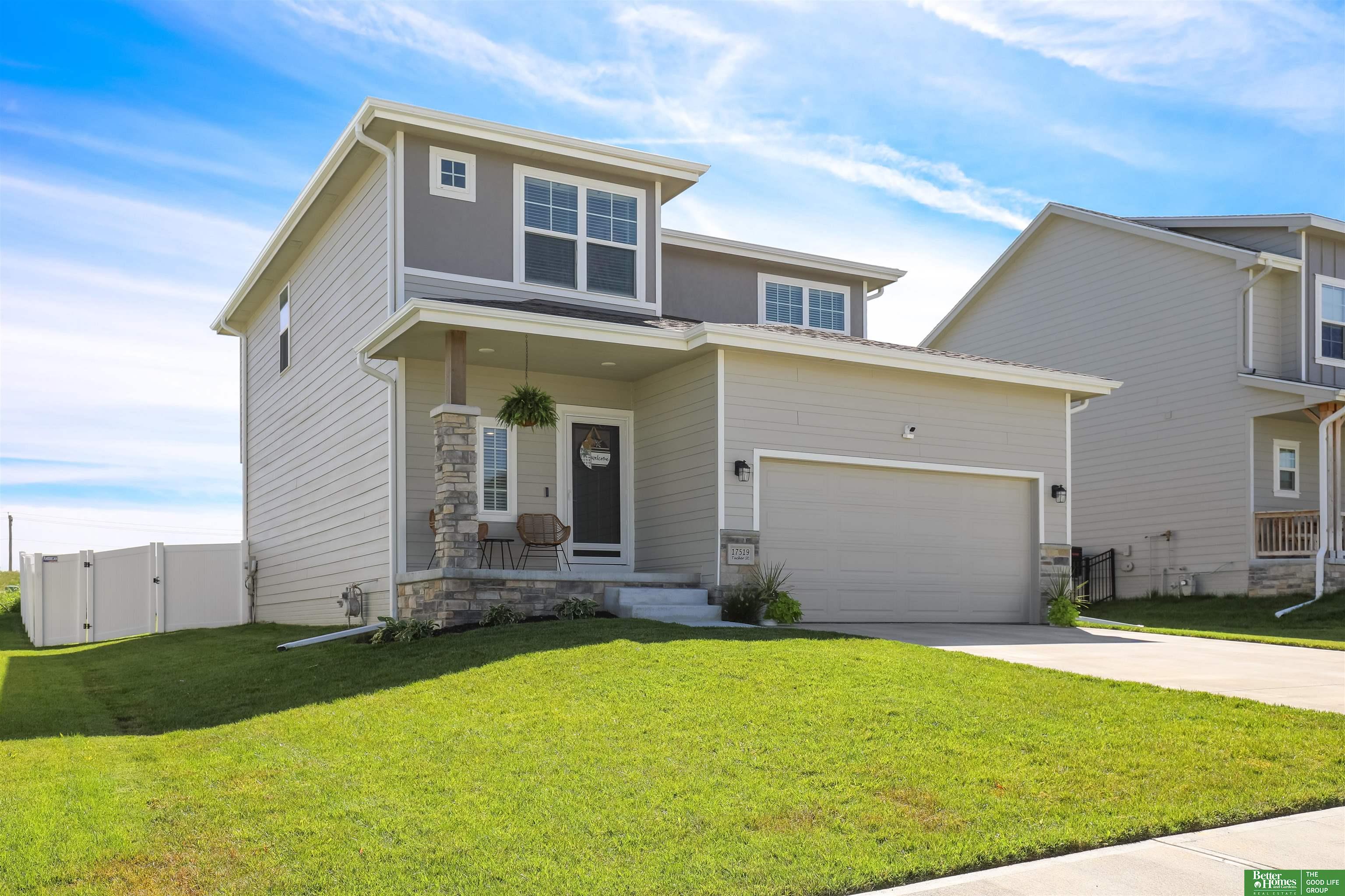 Tucker St, Bennington, NE 68007