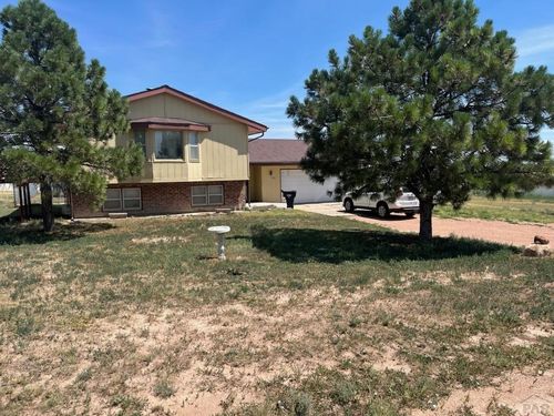 1195 W Meadowmoor Dr, Pueblo West, CO, 81007-2020 | Card Image