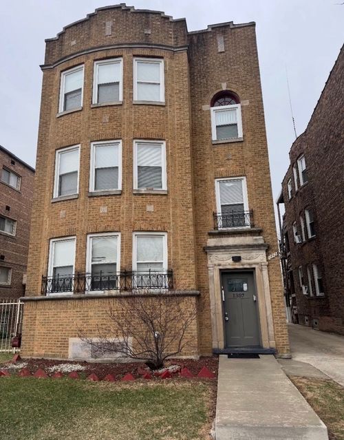 1307 W 91st St, Chicago, IL, 60620-3507 | Card Image