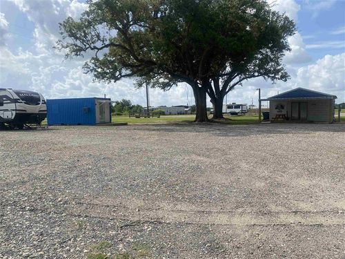 5103 W Highway 90, Vinton, LA, 70668-0275 | Card Image