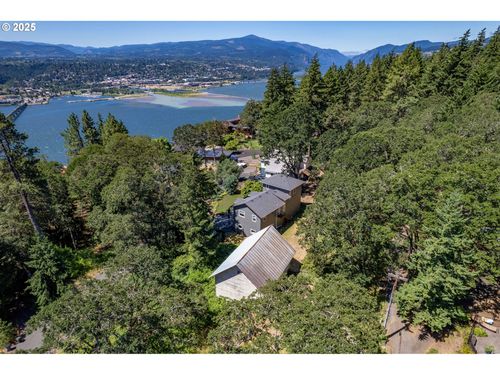 102 Sw Garfield Ave, White Salmon, WA, 98672 | Card Image