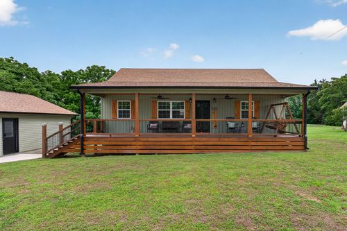 240 Dillon Rd, Baxter, TN, 38544-6906 | Card Image