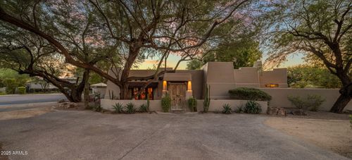 3523 E Oregon Ave, Phoenix, AZ, 85018-1529 | Card Image