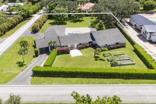 11601 Sw 88th Ave, Miami, FL, 33176-4310 | Card Image