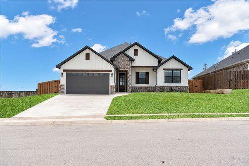 122 Buffalo Ridge Rd, Giddings, TX, 78942-1412 | Card Image