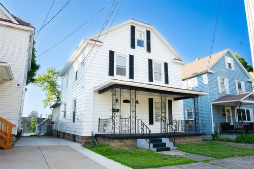 938 W 25th St, Erie, PA, 16502-2425 | Card Image