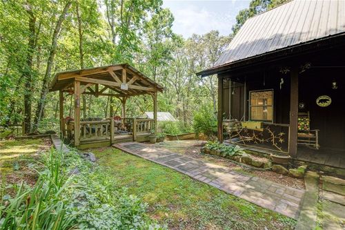 230 Skyview Dr, Clarkesville, GA, 30523-3668 | Card Image