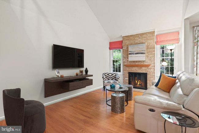 1564 Mclean Commons Ct, Townhouse with 3 bedrooms, 4 bathrooms and null parking in MCLEAN VA | Image 11