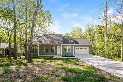 165 Lakeshire Dr, Crossville, TN, 38558-9006 | Card Image