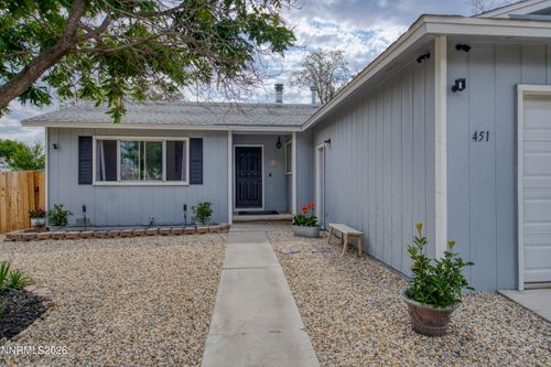 451 7th Street, Fernley, NV, 89408 | Card Image