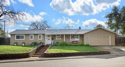 8814 Mohawk Way, Fair Oaks, CA, 95628 | Card Image