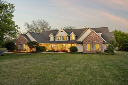 111 Stonecrest Rd, Argyle, TX, 76226-3529 | Card Image