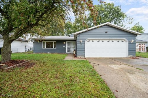 652 University Ave, Elyria, OH, 44035-7278 | Card Image