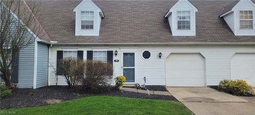 115 Bayberry Lane, Bedford, OH, 44146 | Card Image