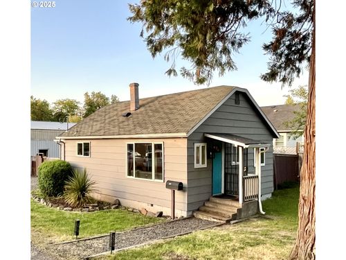337 Clark St, Eugene, OR, 97401-2218 | Card Image