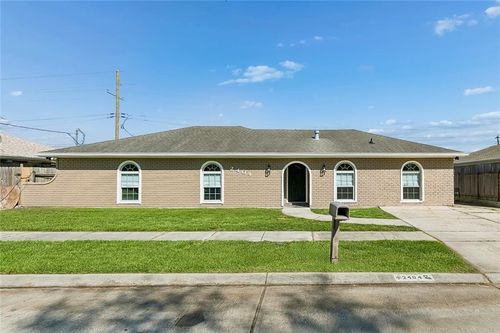 2404 Meraux Ln, Violet, LA, 70092-3922 | Card Image