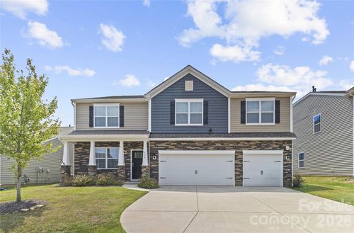 134 Giant Oak Ave, Statesville, NC, 28677-8745 | Card Image