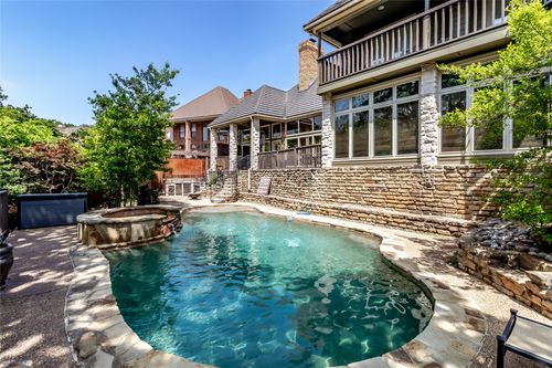 2310 Castle Rock Rd, Arlington, TX, 76006-2712 | Card Image