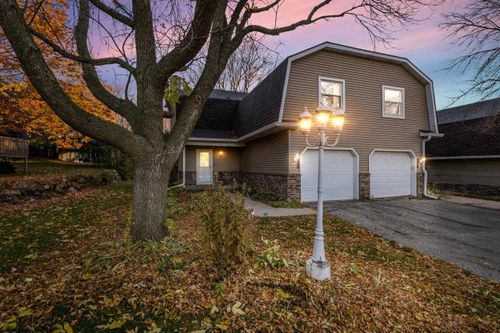 909 Hemlock Drive, Verona, WI, 53593 | Card Image