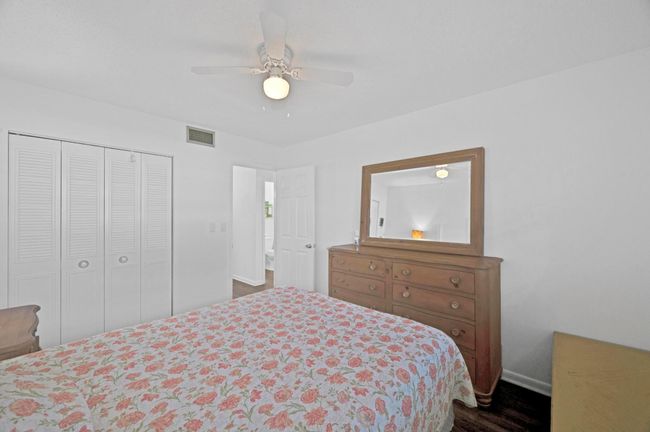 9 - 2929 Se Ocean Blvd, Condo with 2 bedrooms, 2 bathrooms and null parking in Stuart FL | Image 11