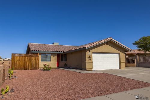 10227 S Typhoon Ave, Yuma, AZ, 85365-8102 | Card Image