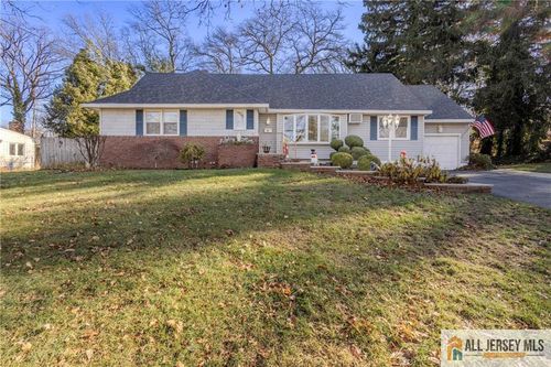 81 Farms Circle, East Brunswick, NJ, 08816 | Card Image