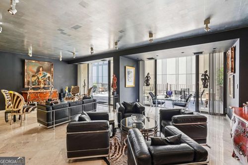 4e-147 15th St Ne, Atlanta, GA, 30309-3562 | Card Image