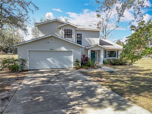 32531 Wolfs Trail, SORRENTO, FL, 32776 | Card Image