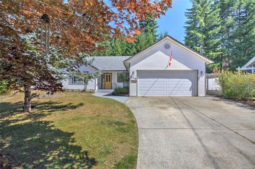 206 Cowichan Ave E, Lake Cowichan, BC, V0R2G0 | Card Image