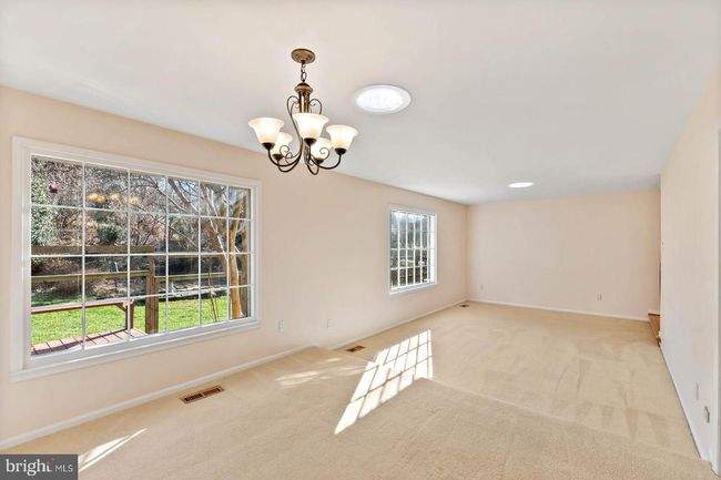 9711 Cinnamon Creek Dr, House other with 4 bedrooms, 3 bathrooms and null parking in Vienna VA | Image 12