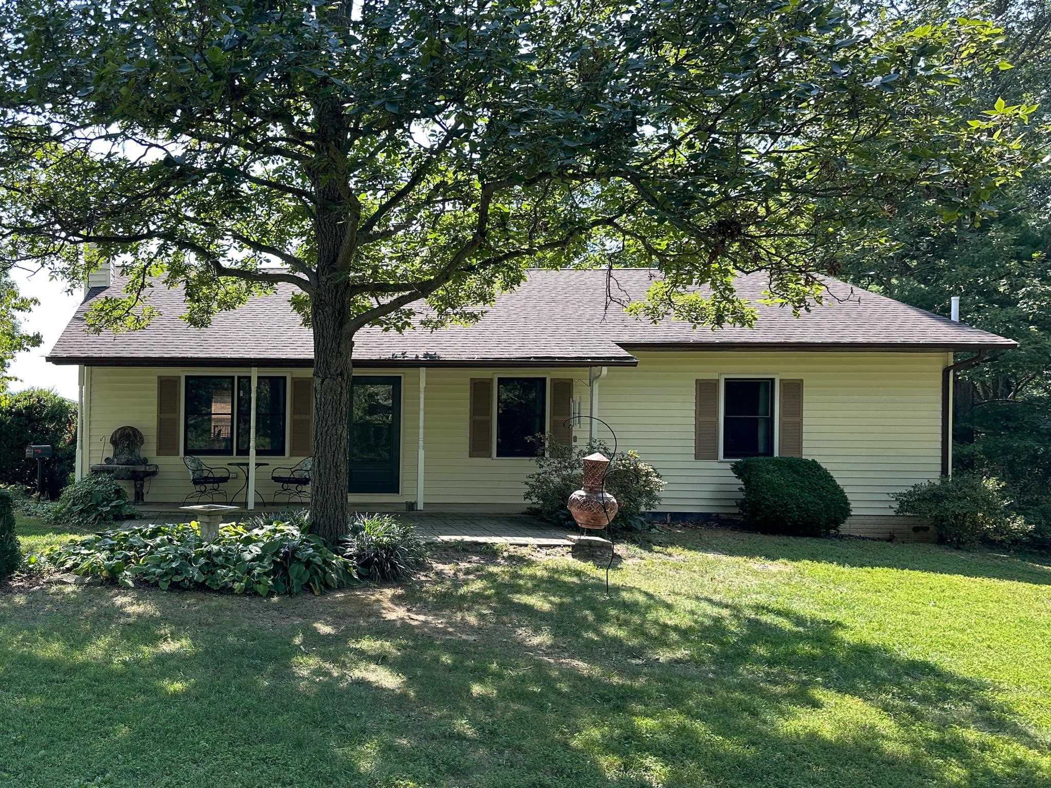 Union Church Rd, Churchville, VA 24421