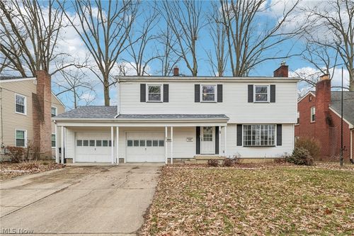 1682 Arthur Dr Nw, Warren, OH, 44485-1803 | Card Image