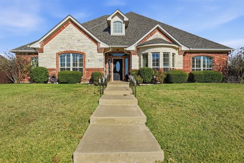 2219 Nottaway Dr, Cleburne, TX, 76033-5977 | Card Image