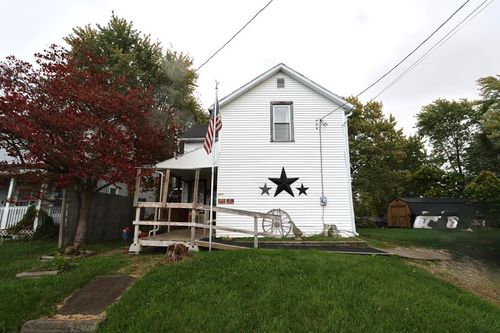 205 Hedges St, Mansfield, OH, 44902-2027 | Card Image