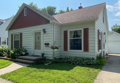 708 8th St Sw, Willmar, MN, 56201-3131 | Card Image