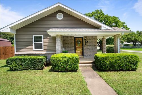 301 N Labette St, Edna, KS, 67342-4243 | Card Image
