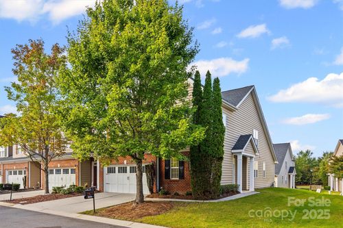 11022 Lucky Horseshoe Ln, Charlotte, NC, 28277-1963 | Card Image