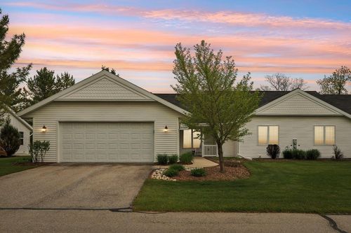 522 Otto Way, Elkhart Lake, WI, 53020-1964 | Card Image