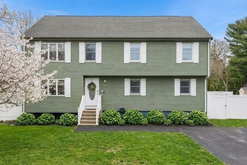 443 Vernon St, Bridgewater, MA, 02324-2227 | Card Image