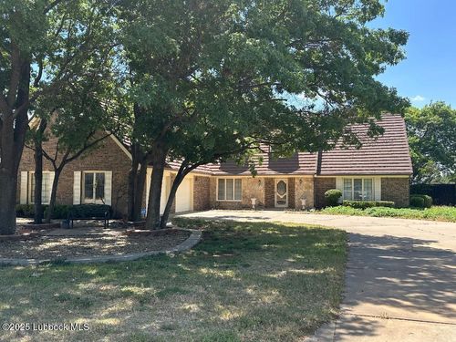 808 Juniper Ave, Idalou, TX, 79329-4207 | Card Image