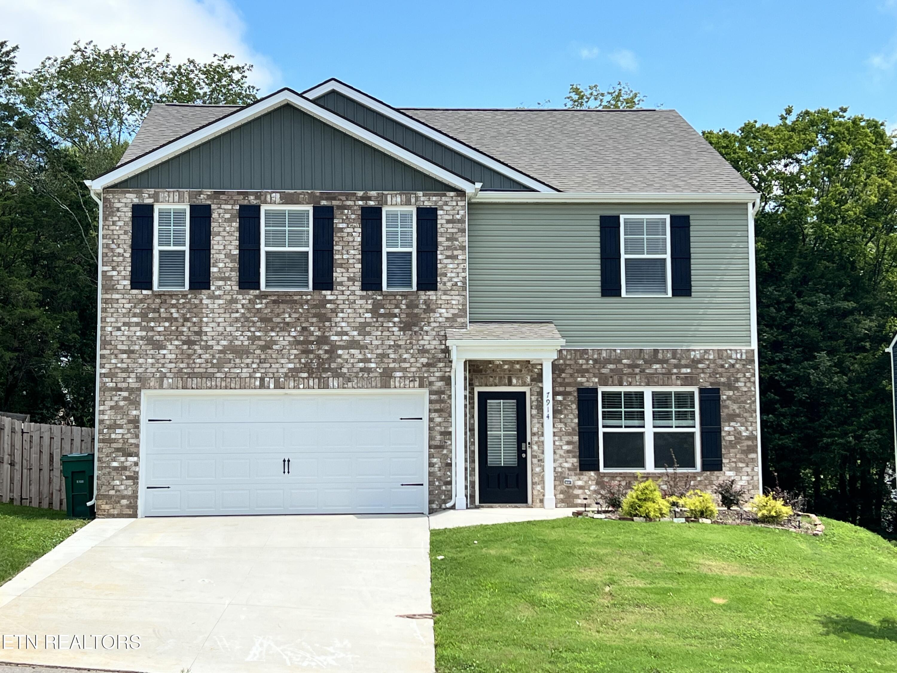 Dennis Fox Ln, Knoxville, TN 37938