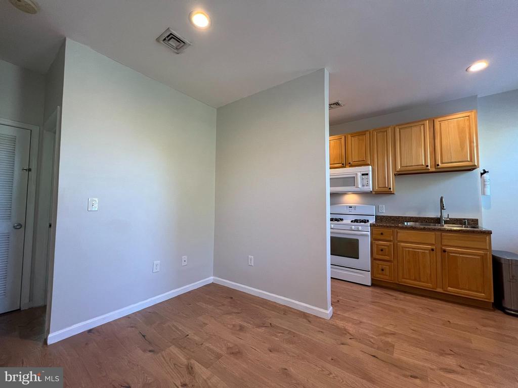 Residential Lease in TRENTON 4