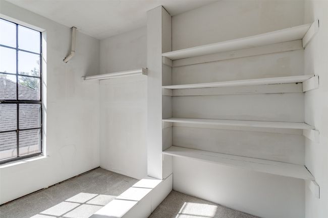 storage closet on third floor | Image 23