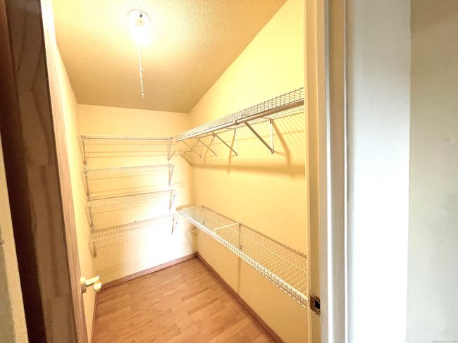 6 Stirling Ct, House other with 3 bedrooms, 1 bathrooms and 4 parking in Middletown CT | Image 19