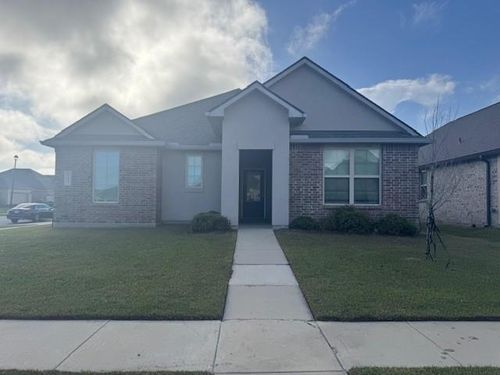 713 Lakeshore Village Dr, Slidell, LA, 70461-6601 | Card Image