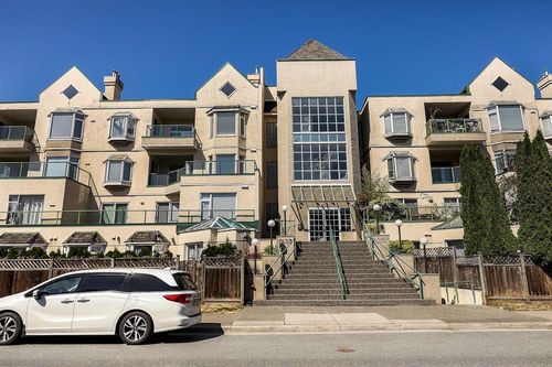 7-7633 St Albans Rd, Richmond, BC, V6Y3W7 | Card Image