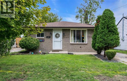 970 Jarvis Ave, Windsor, ON, N8P1C9 | Card Image