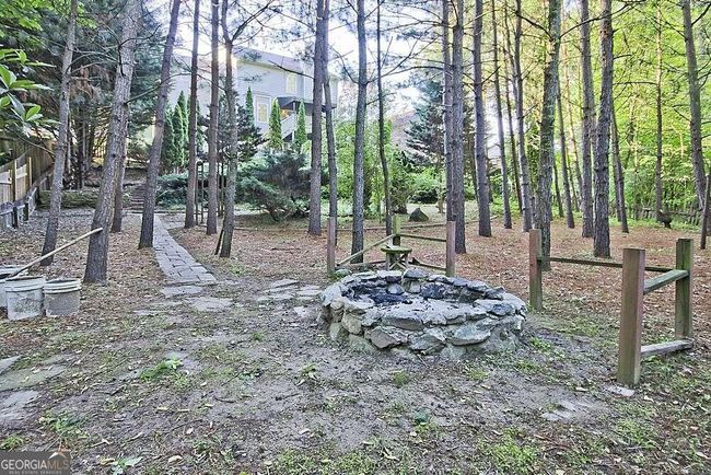 770 Walnut Creek Dr Nw, House other with 5 bedrooms, 4 bathrooms and 4 parking in Lilburn GA | Image 54